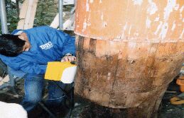 �졼���ˤ��õ��